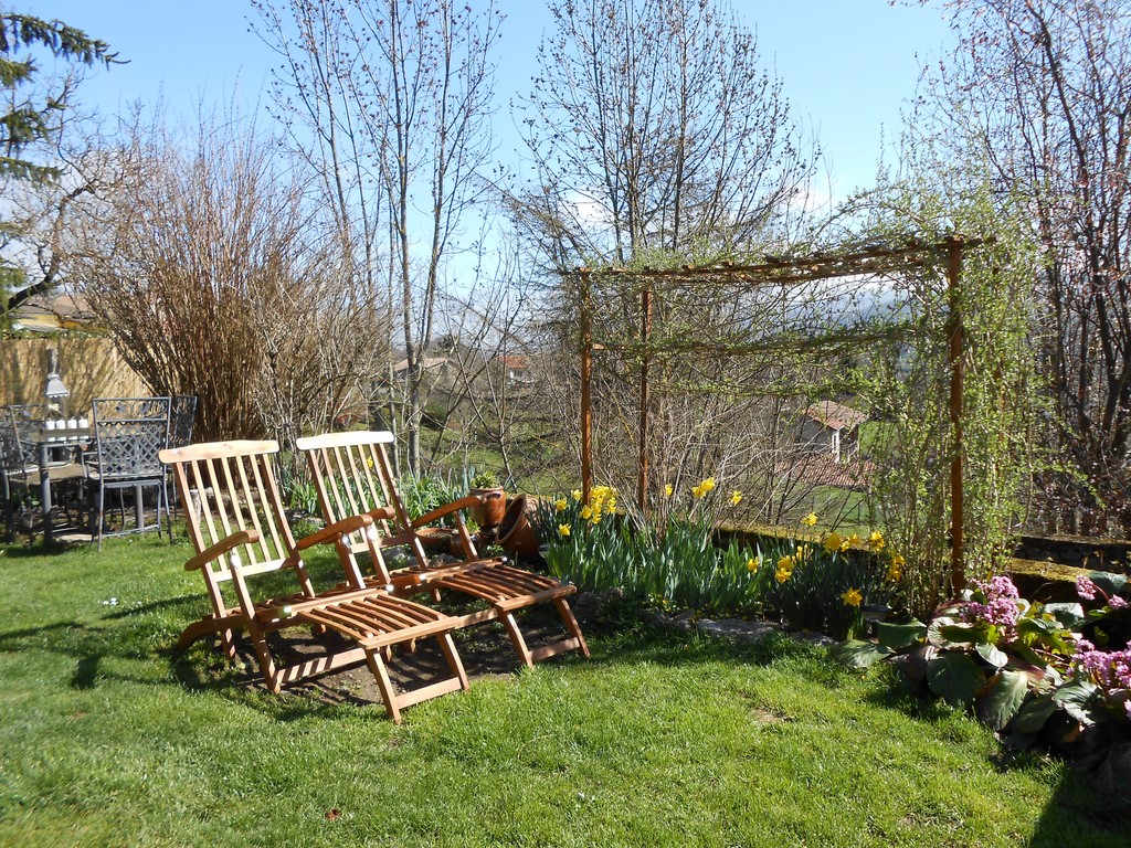 Coin détente au soleil de printemps