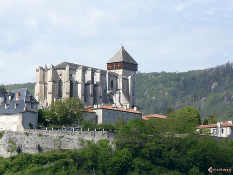 Saint Bertrand de Comminges.jpg