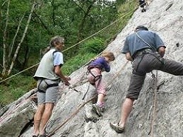 Le rocher de Sarp - Escalade en Barousse.jpg